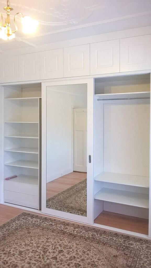 Floor-to-ceiling built-in wardrobe fitout